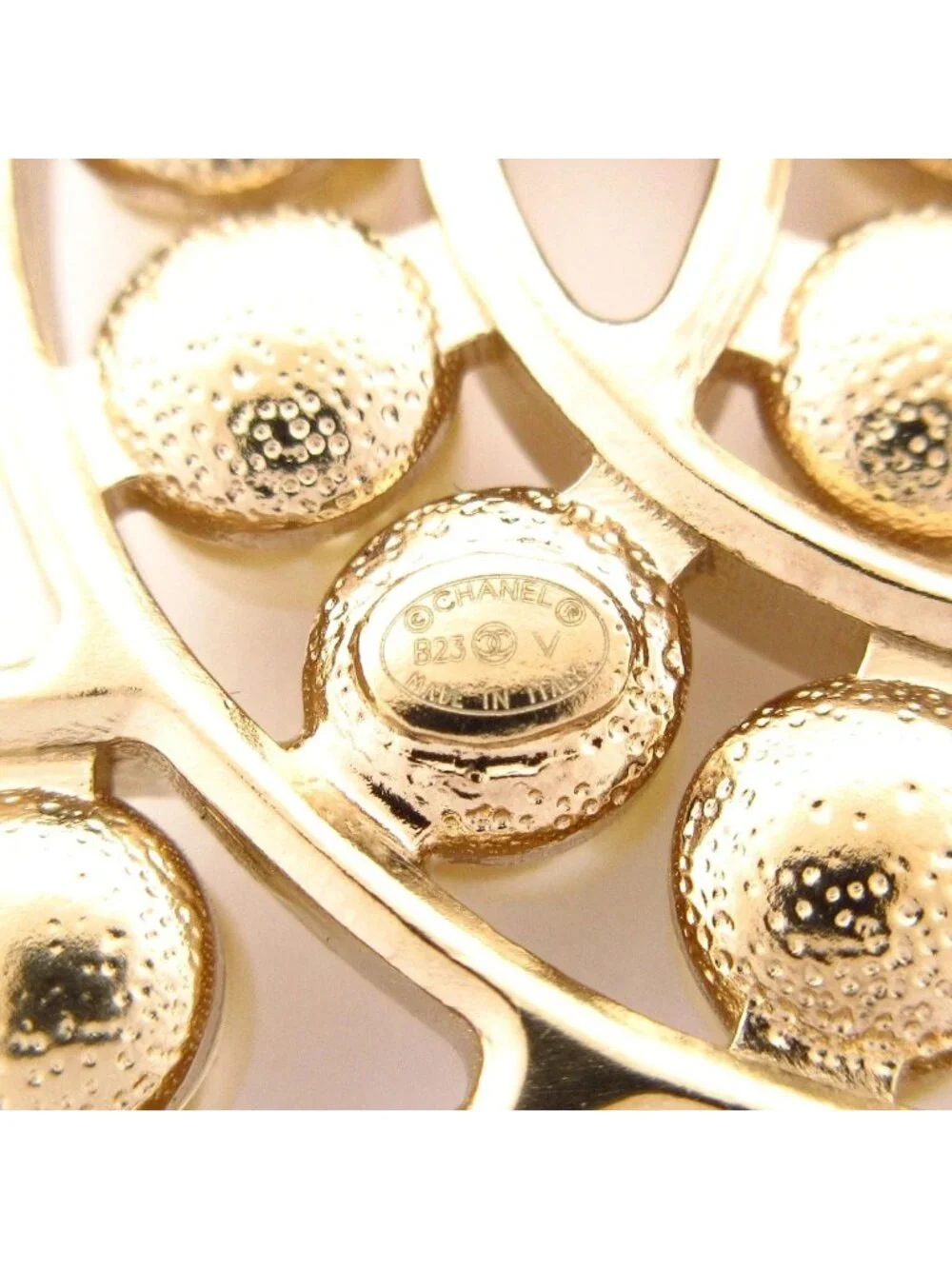 CHANEL category brooch